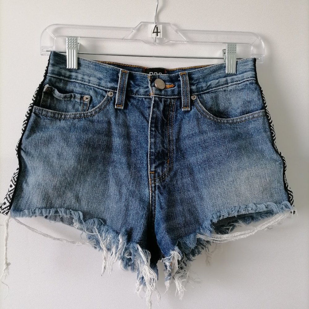 BDG Urban Outfitters Womens Blue Girlfriend High Rise Cut-Off Shorts Size 26